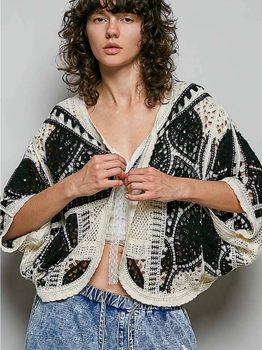 POL Women's Black & Cream Crochet Open-Front Sweater Cardigan